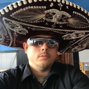 Meet your Posher, Nick